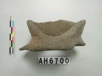 藏品(灰色夾砂陶口緣)的圖片